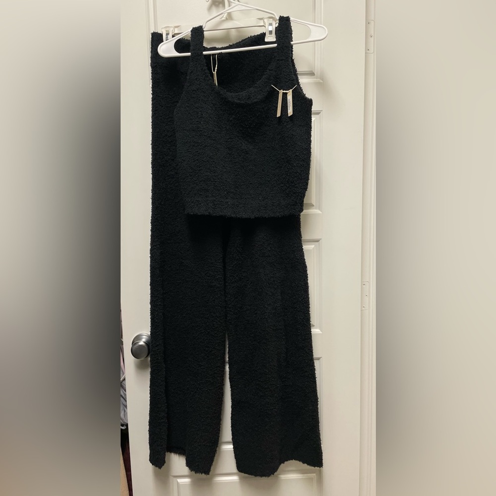 NWT Skims lounge set L/XL